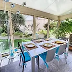 Hébergement de vacances Climatisée à Avec Piscine Et Parking Sécurisés - 2 à 4 Voyageurs - Fr-1-770-66 *